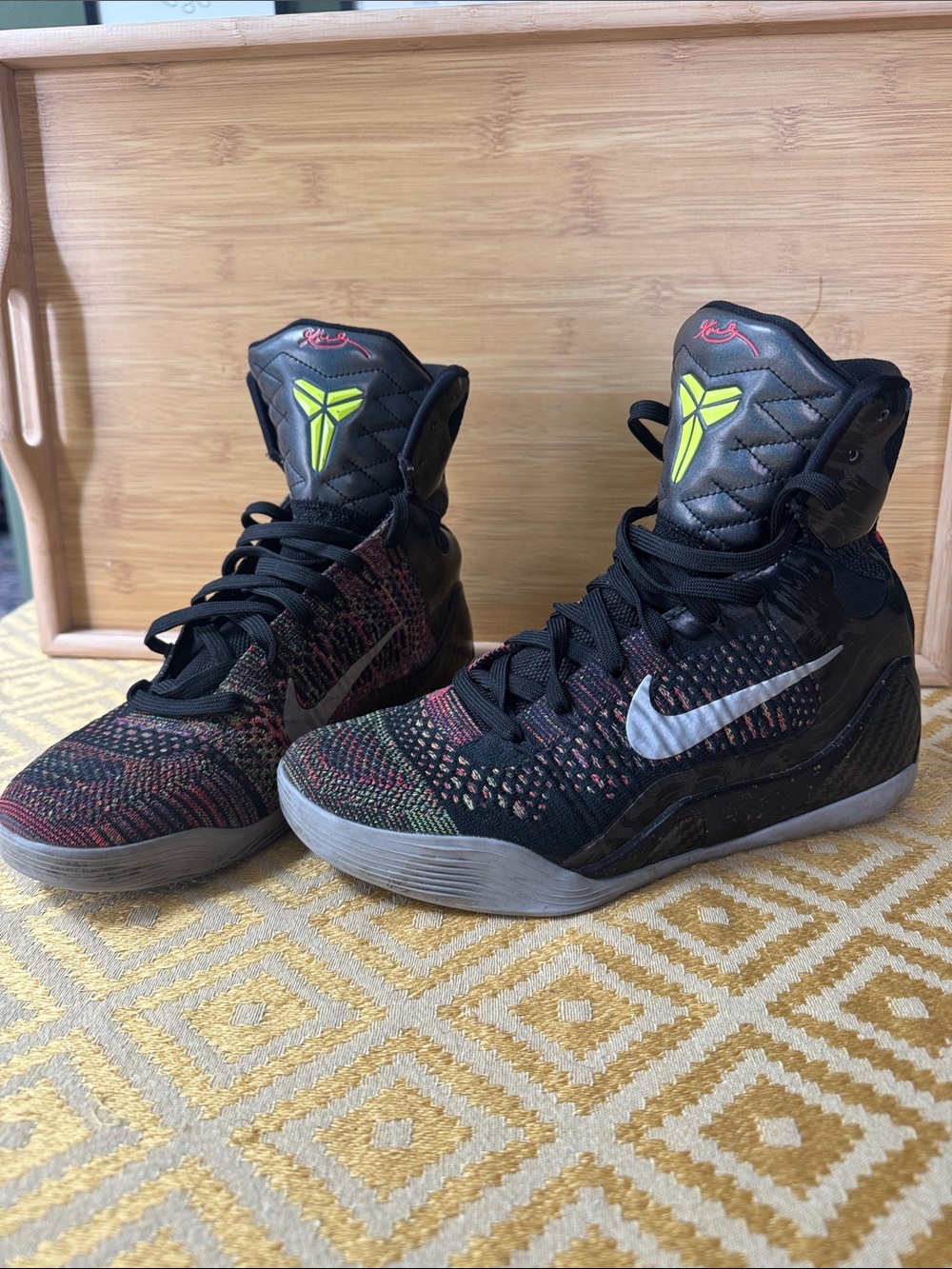 Kobe 9 Elite Protro 'Masterpiece'
Black and Metallic Silver